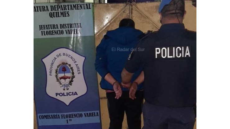 Cuatro aprehendidos por robo de autopartes, entre ellos un policía